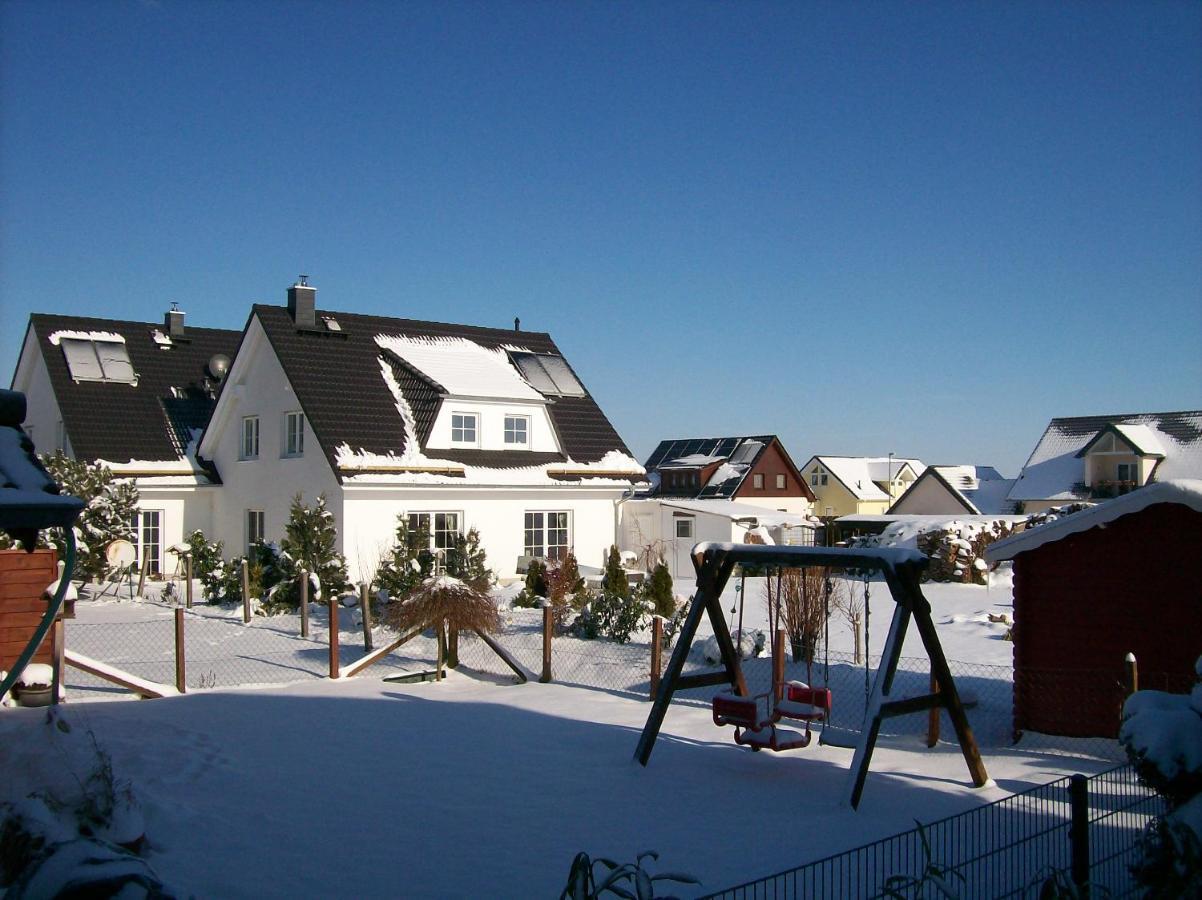 Gastehaus „Haus Am Hahnenberg“ Bed & Breakfast Marmagen Exterior foto